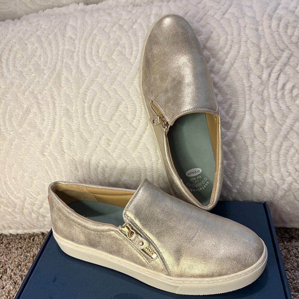 NWT Gold Metallic No Chill Dr. Scholl's